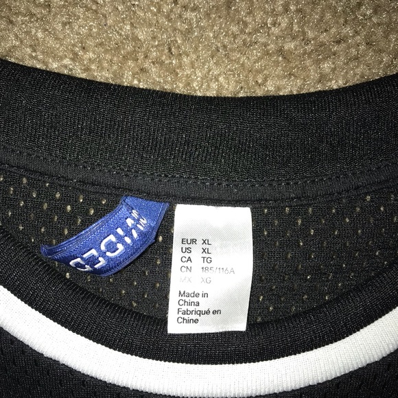 Black Mesh Jersey - Picture 2 of 3